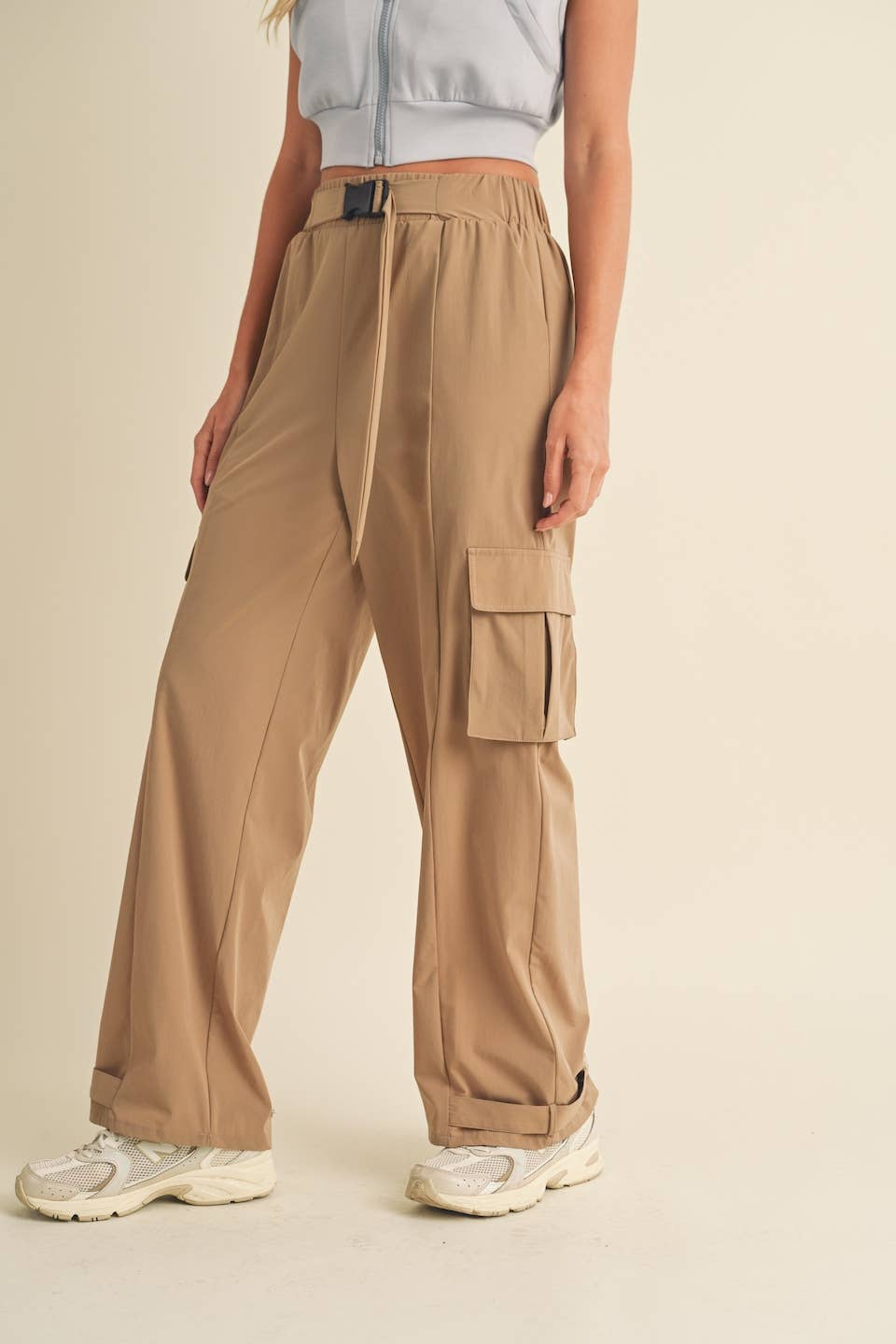 Lightweight Nylon Wide Leg Cargo Pant