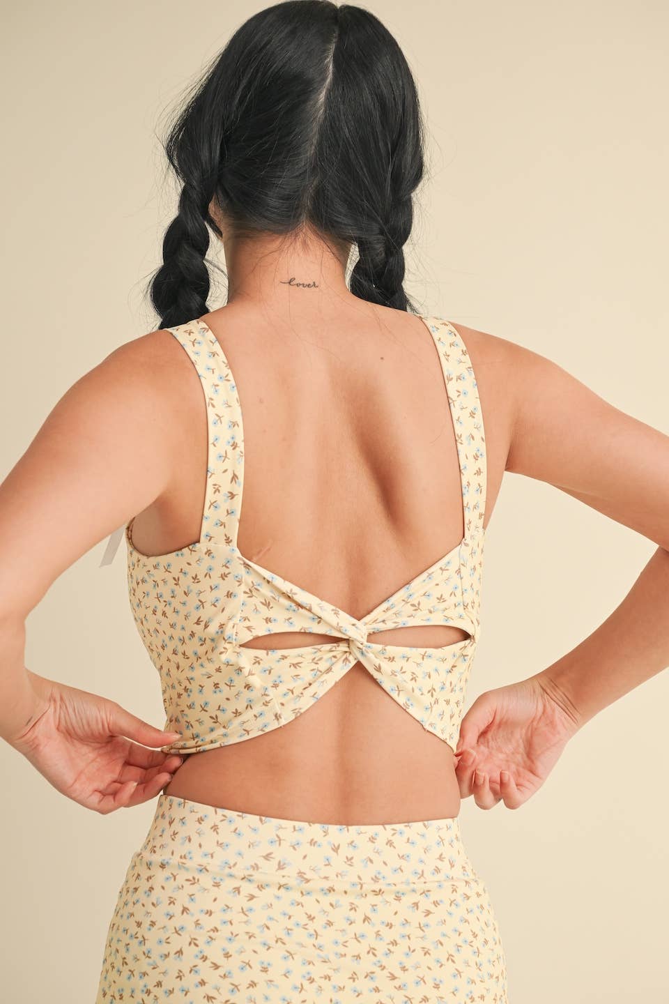 The Ditsy Twist Crop