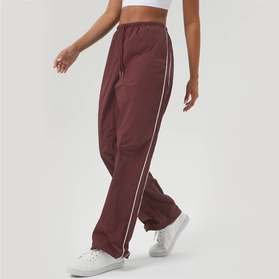 Women Color-Blocked Pockets Drawstring Sport Track Pants