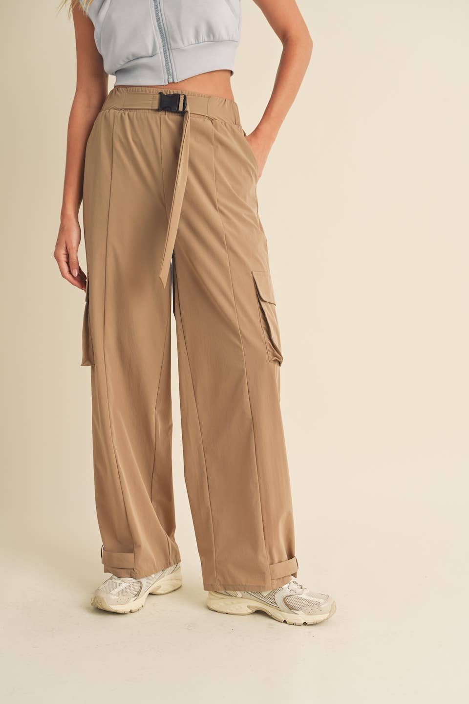 Lightweight Nylon Wide Leg Cargo Pant