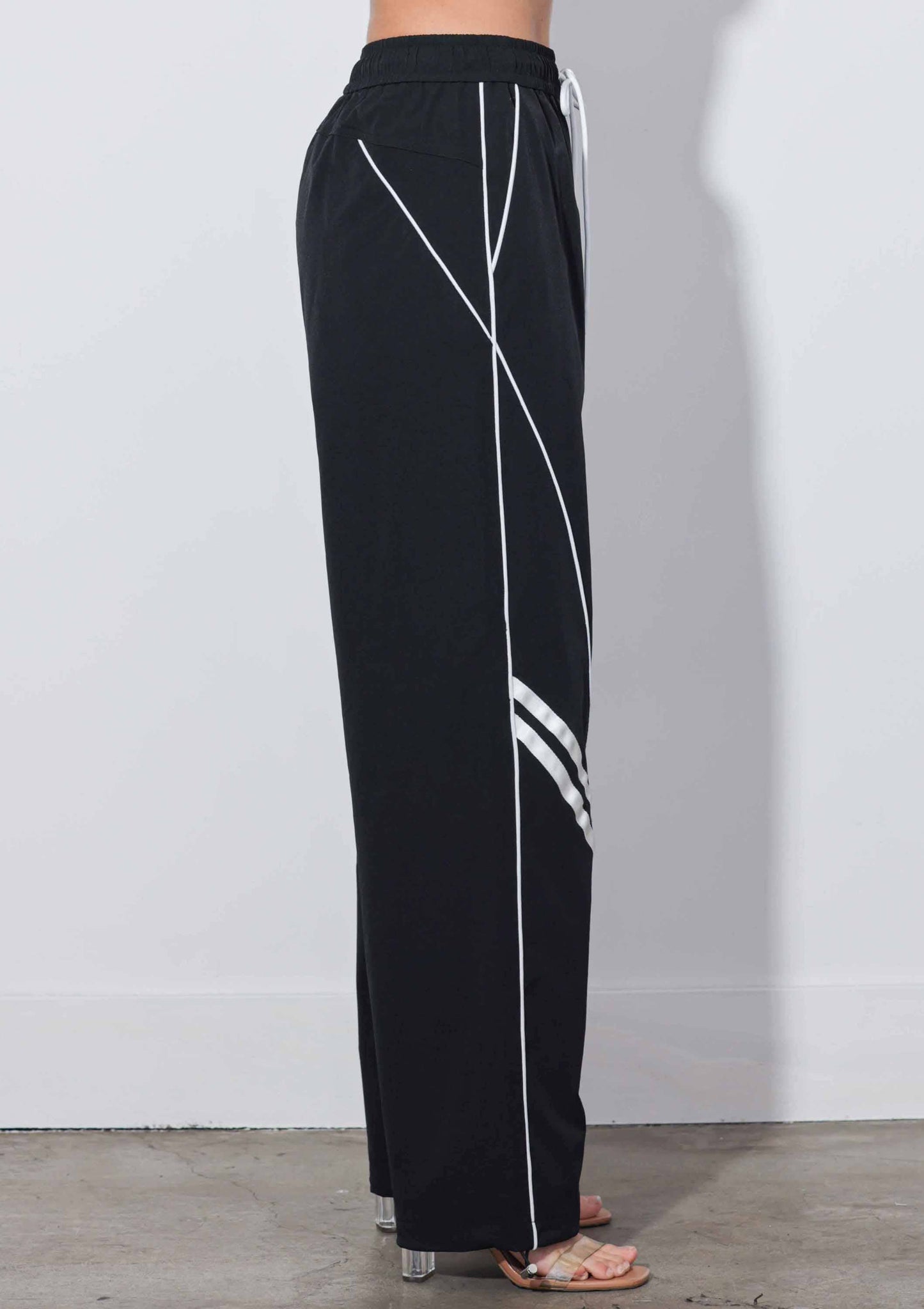 The Standout Baggy Track Pant