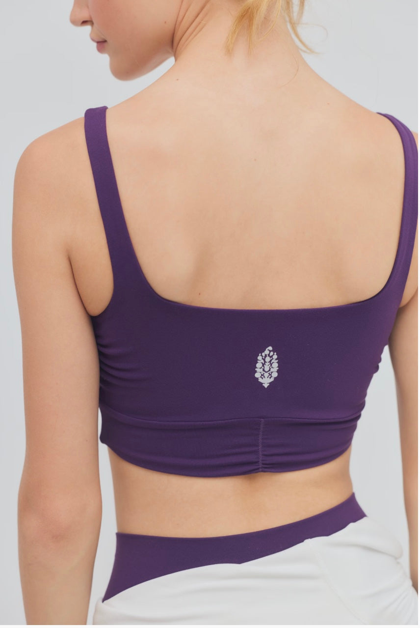Never Better Twist Crop
