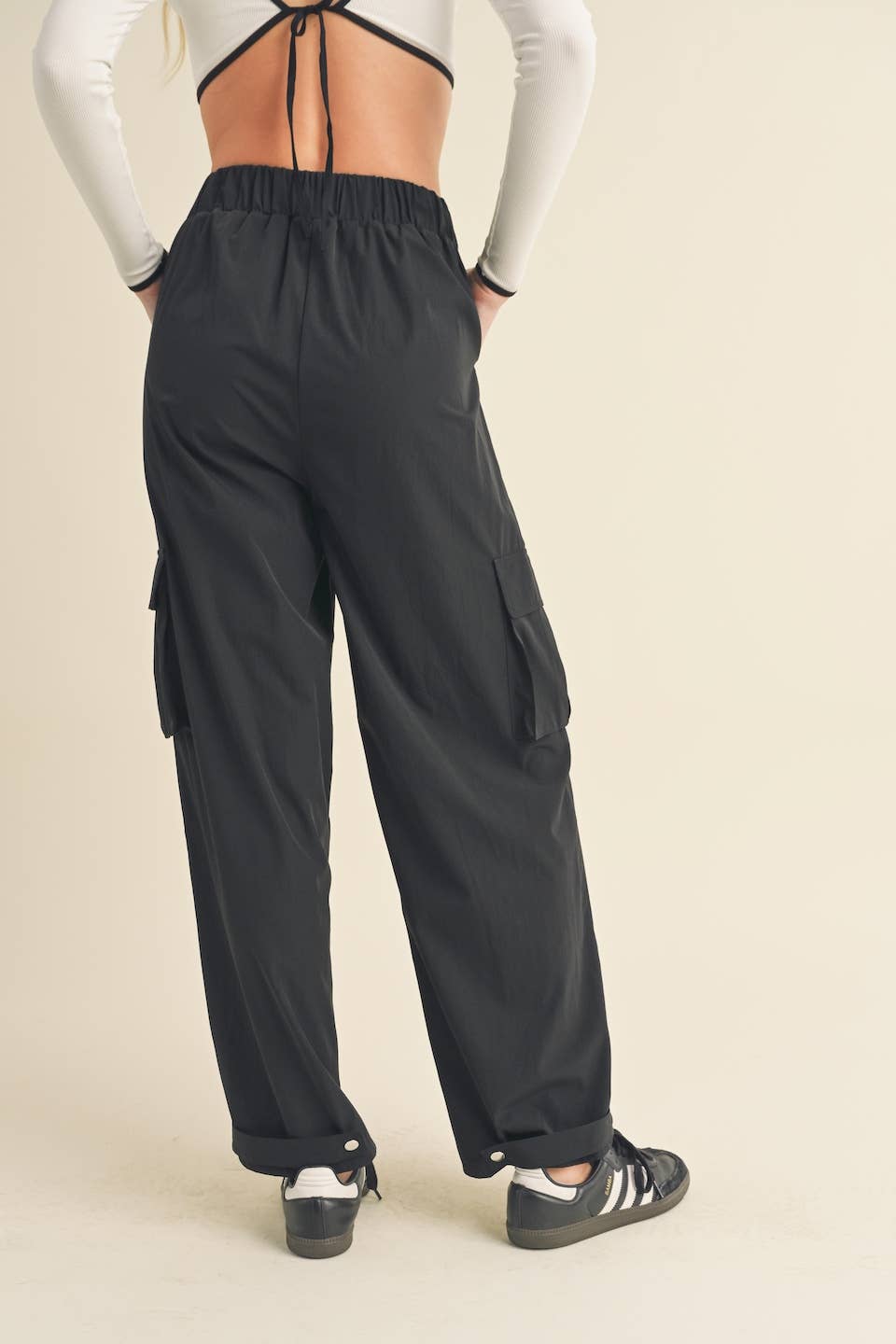 Lightweight Nylon Wide Leg Cargo Pant