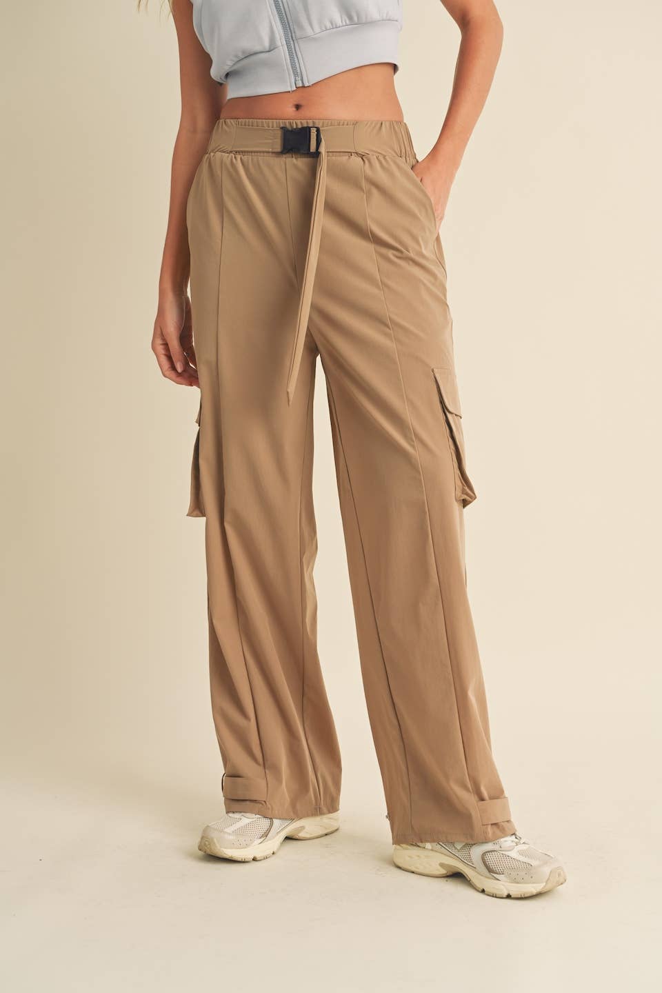 Lightweight Nylon Wide Leg Cargo Pant