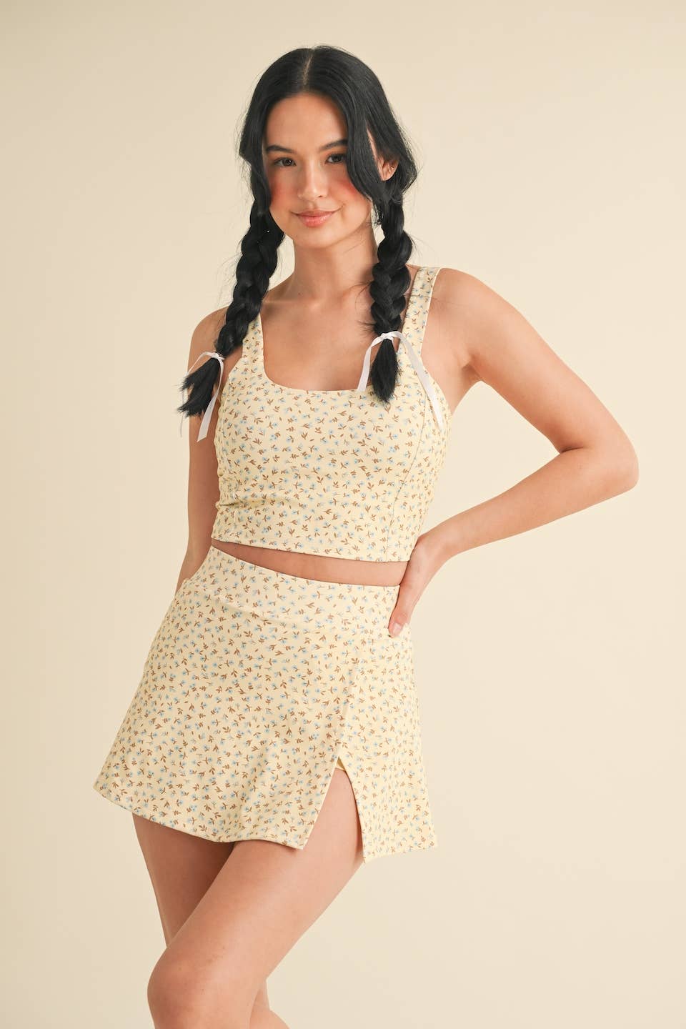 The Ditsy Twist Crop