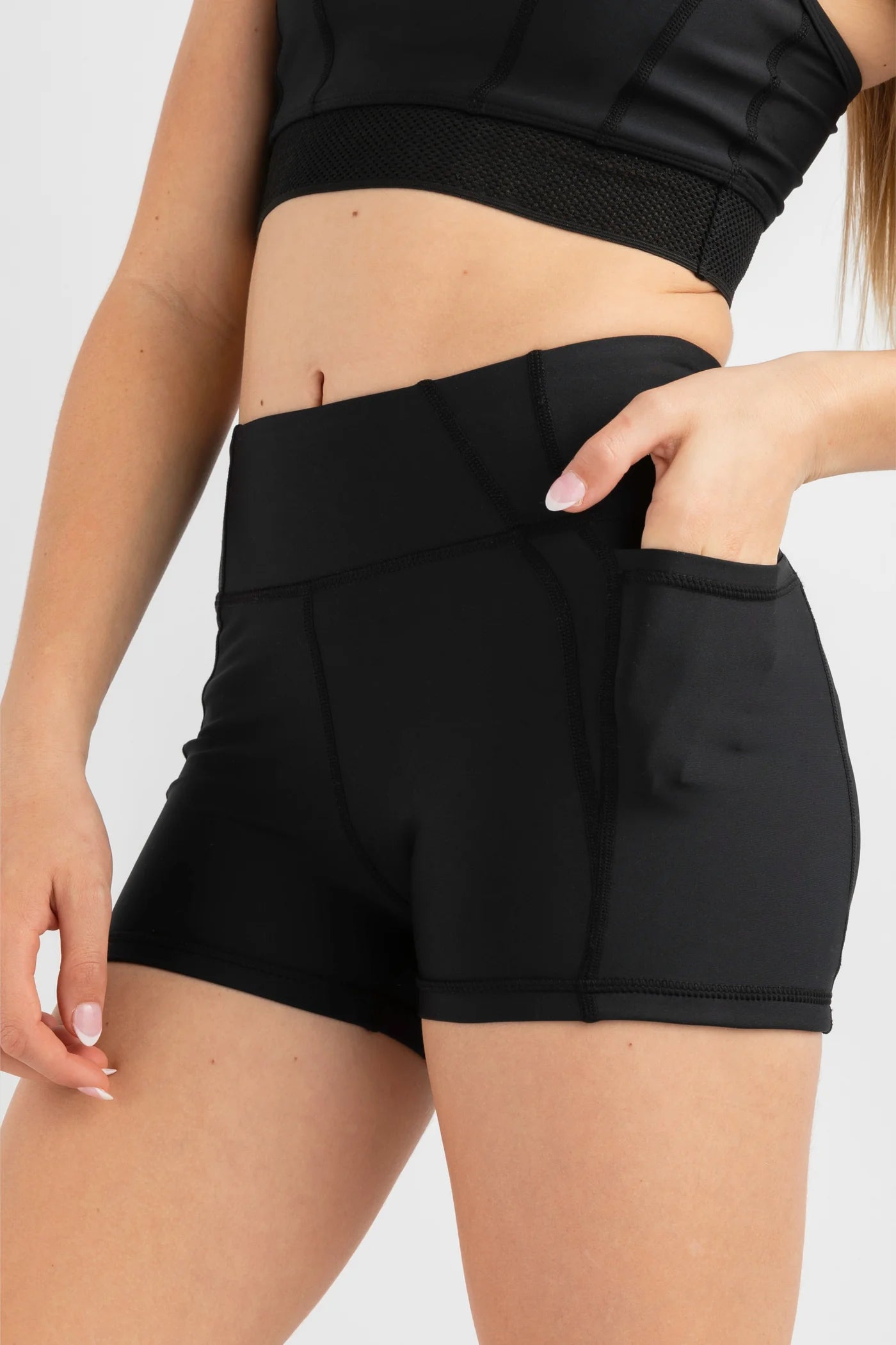 Hot Shot Short