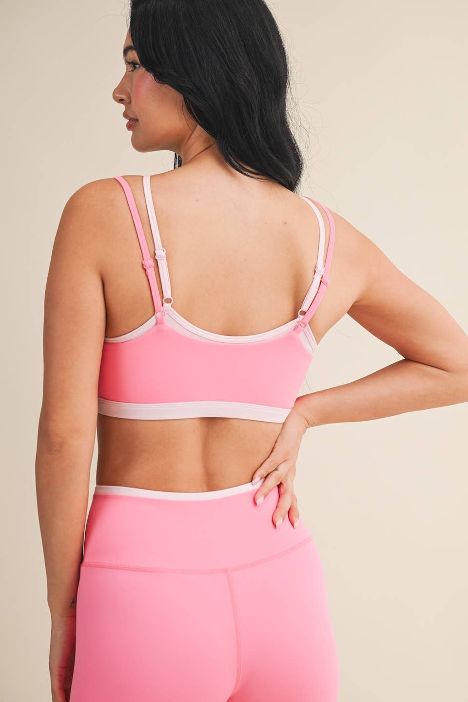 Double Layered Sports Bra: Cream Combo / S