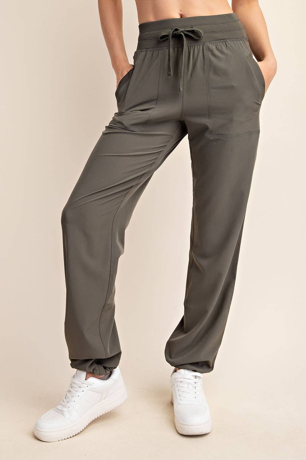 Oxford St Dance Studio Pant in Black