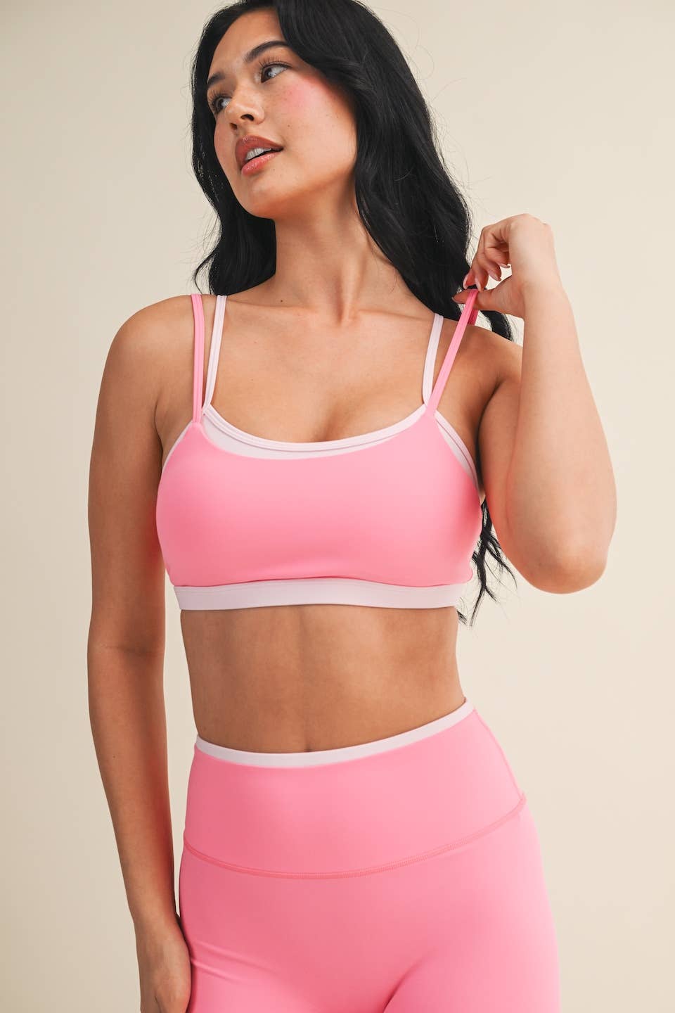 Double Layered Sports Bra: Cream Combo / S