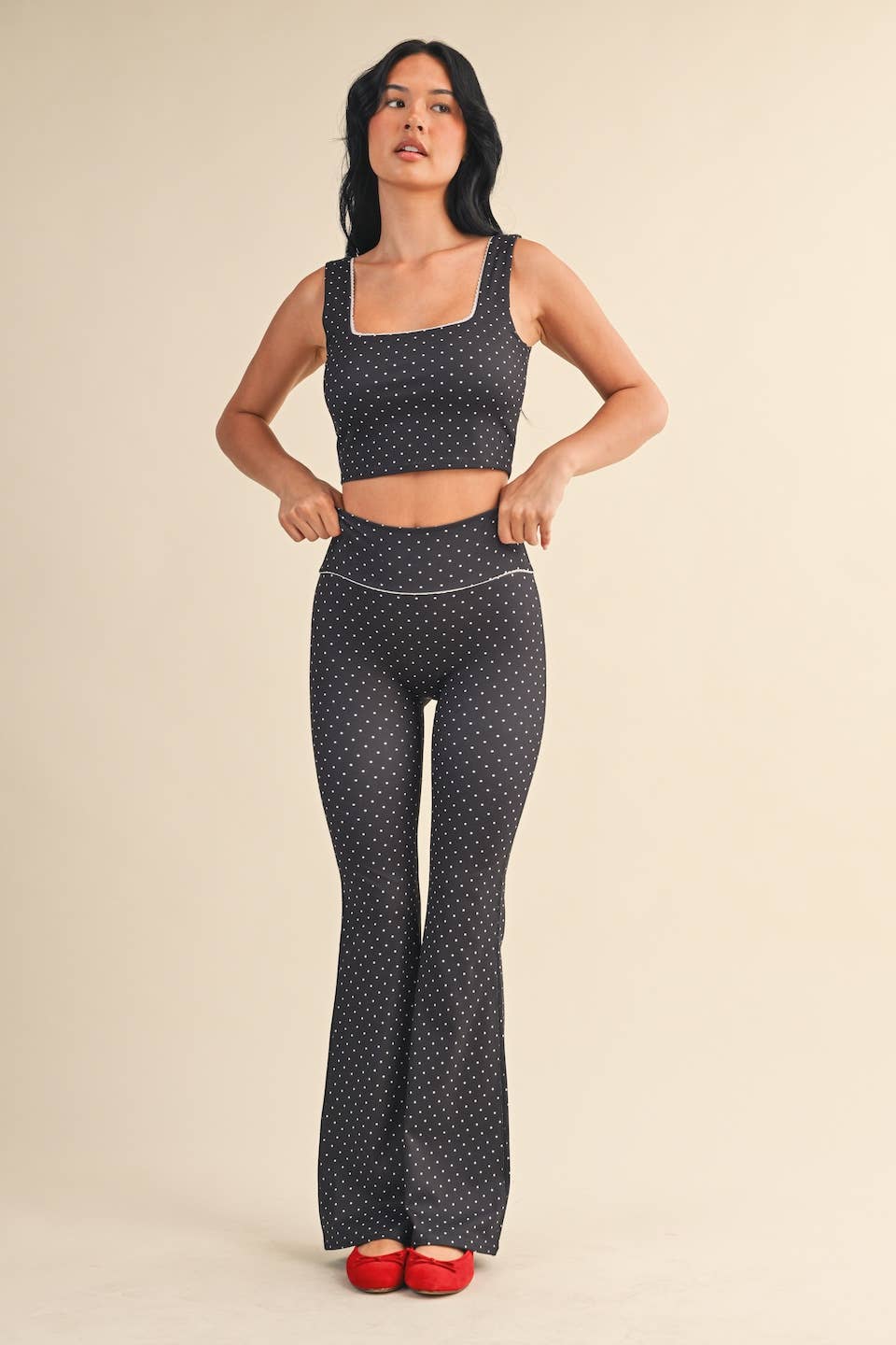 Lacey Dot Crop