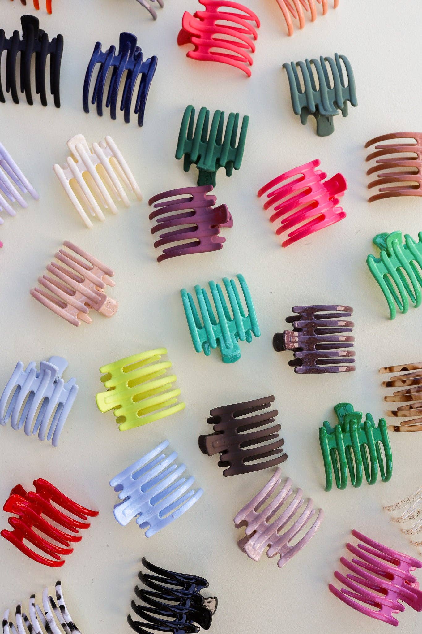 The Kaxi Lay Down Claw