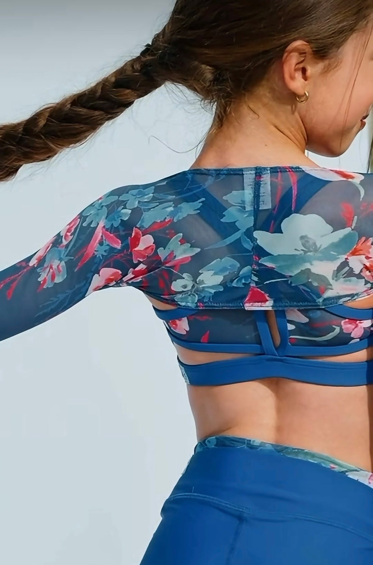 AUG PREORDER Shadow Shrug