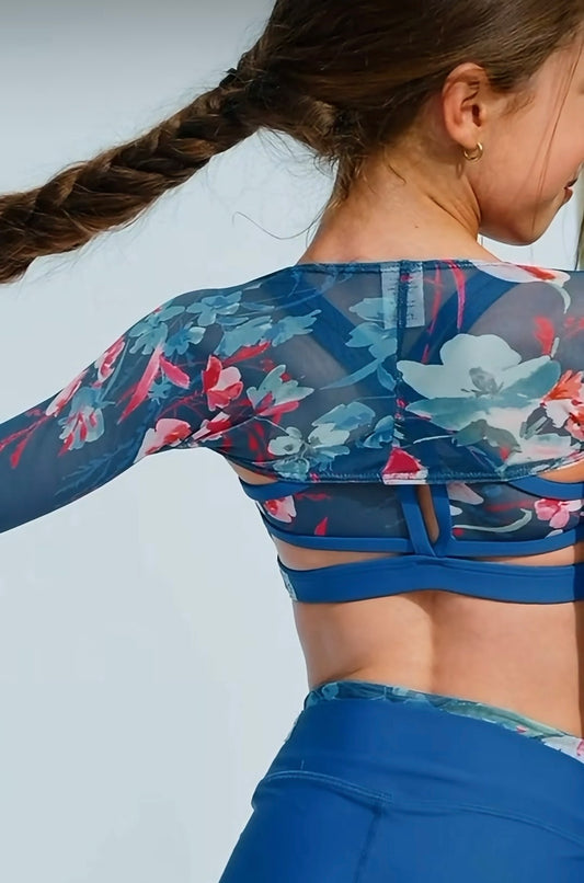 AUG PREORDER Shadow Shrug