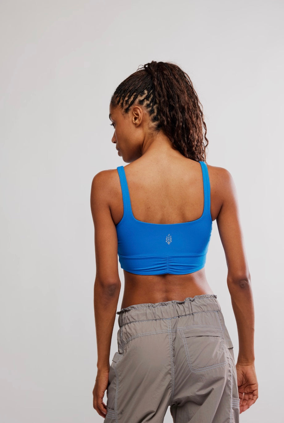 Never Better Twist Crop