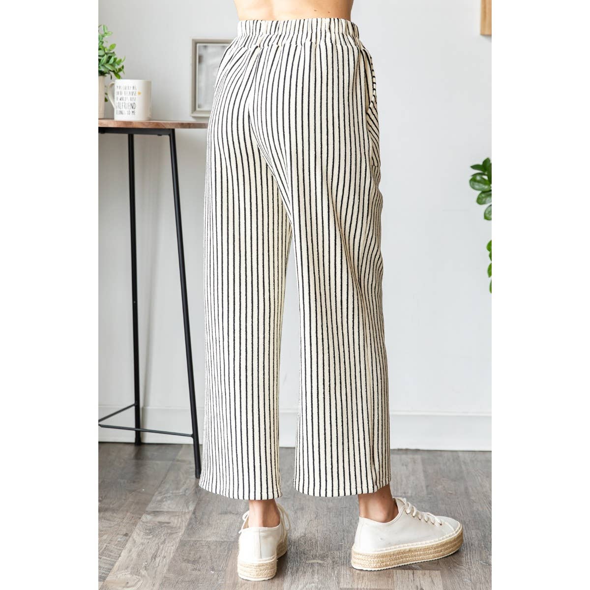 Stripe Texture Knit Front Pocket Long Pants- Ivory